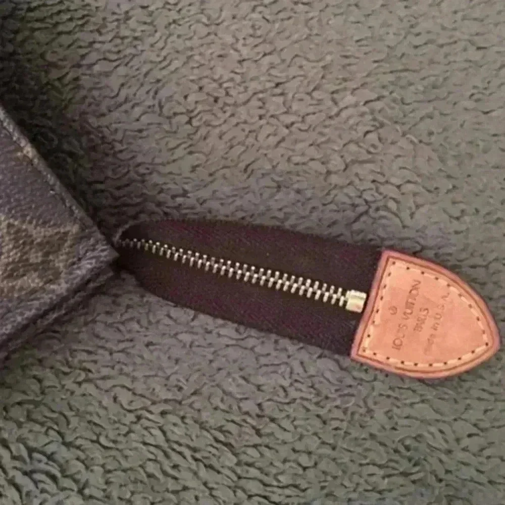 Louis Vuitton make up case